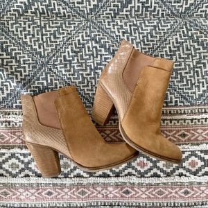 Aldo tan suede ankle boots